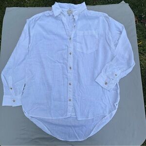 Wonderly Women’s Button Down Shirt white small long sleeve hi low hem